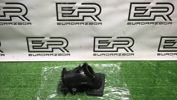 Патрубок впускного коллектора Mercedes Benz C W205