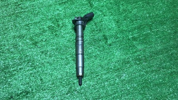 Форсунка топливная Mercedes Benz GLE W166