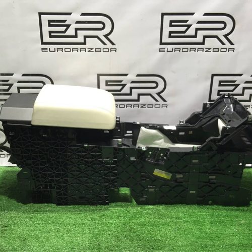 Центральный подлокотник Land Rover рест.