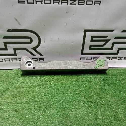 Кронштейн двигателя Land Rover Range Rover Evoque