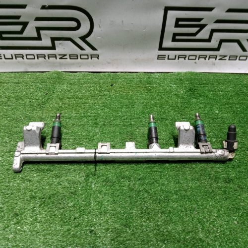 Топливная рампа Ford Focus 2 (2004 2008)