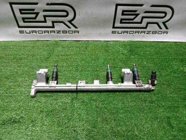 Топливная рампа Ford Focus 2 (2004 2008)