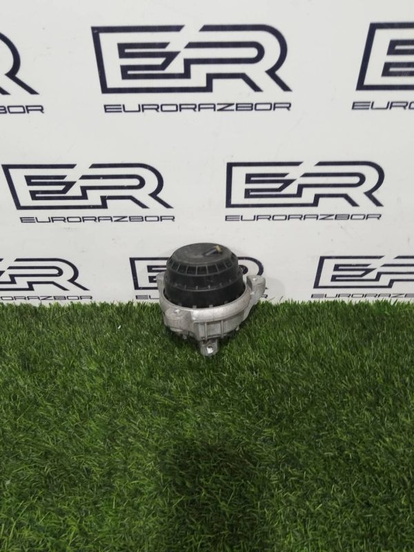 Подушка двигателя правая N55В30A 3.0TI