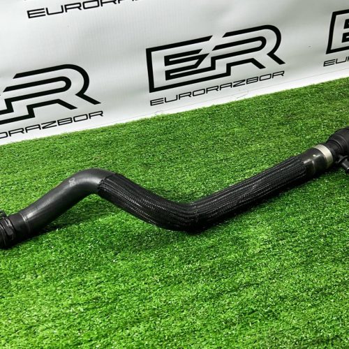 Патрубок охлаждения Land Rover Range Rover Evoque