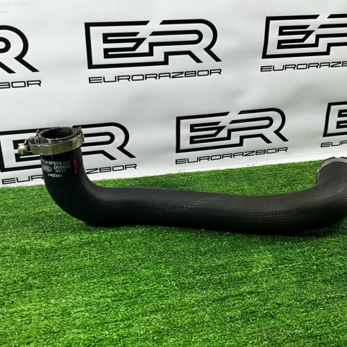 Патрубок интеркулера Land Rover Range Rover 4 L405 Патрубок интеркулера Land Rover Range Rover 4 L405