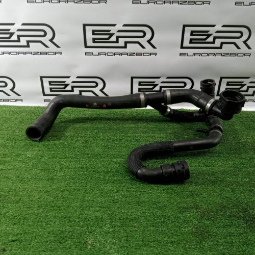 Патрубок охлаждения Land Rover Range Rover Evoque