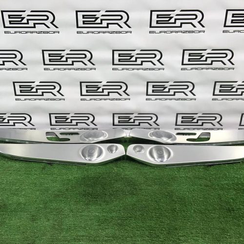 Накладка двери Mercedes Benz GLC X253 A2537205301