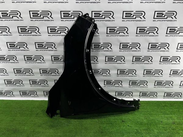 Крыло переднее правое Kia Sorento 3 UM