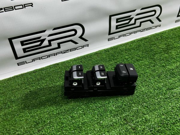 Блок управления стеклоподъемниками Kia Sportage