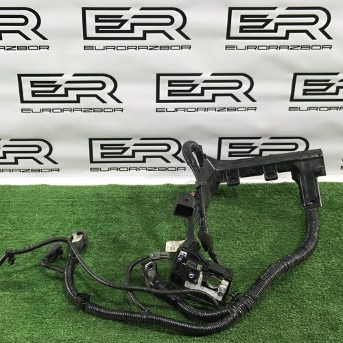 Плюсовой провод аккумулятора Kia Sportage 4 рест.