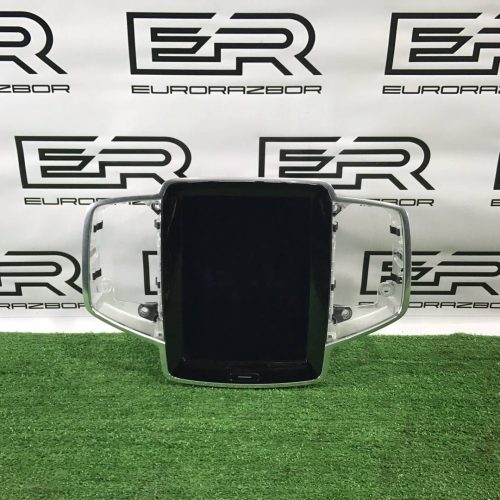 Монитор Volvo XC90