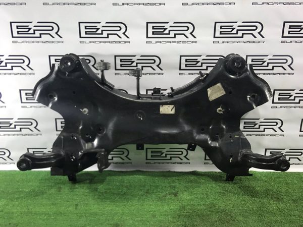 Передний подрамник Kia Sorento