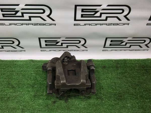 Суппорт задний правый Volvo XC90