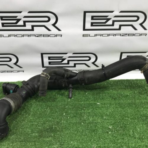 Патрубок радиатора Range Rover L405 L494 Патрубок радиатора Range Rover L405 L494