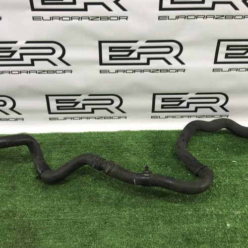 Патрубок радиатора Range Rover L405 L494 Патрубок радиатора Range Rover L405 L494