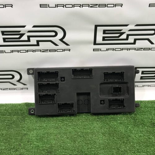 Блок управления бортовой сетью Range Rover L405