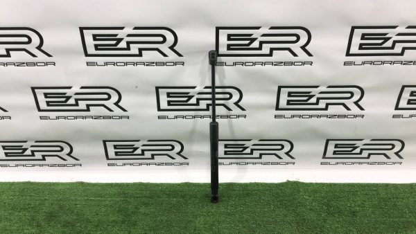 Амортизатор крышки багажника Range Rover L405