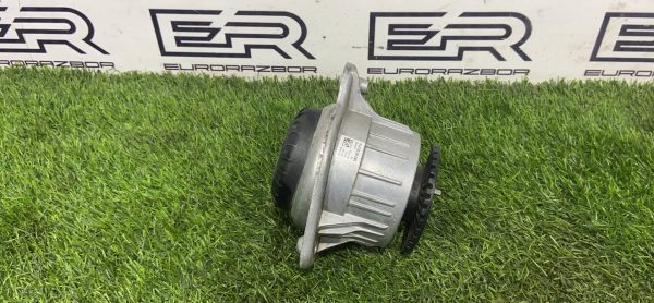 Подушка двигателя левая Mercedes OM651