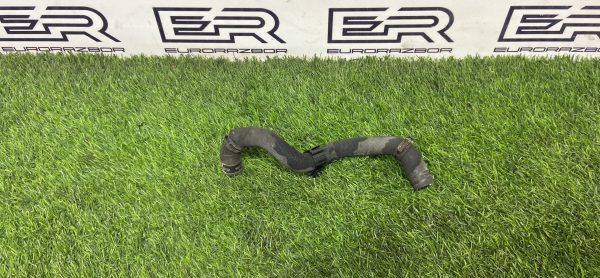 Патрубок системы охлаждения Jaguar F Pace Х761