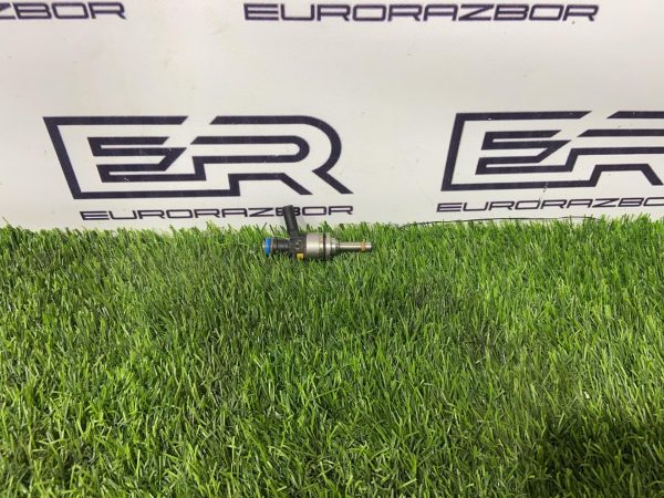 Форсунка топливная Mercedes M271