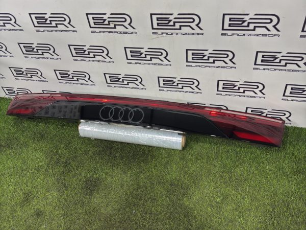 Фонарь крышки багажника Audi Q8 4M рест