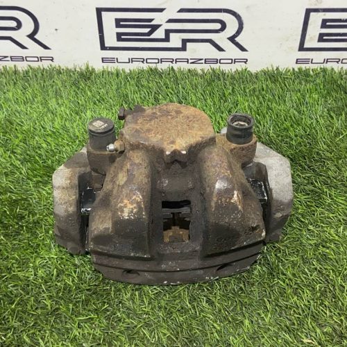 Суппорт передний правый Volvo XC90