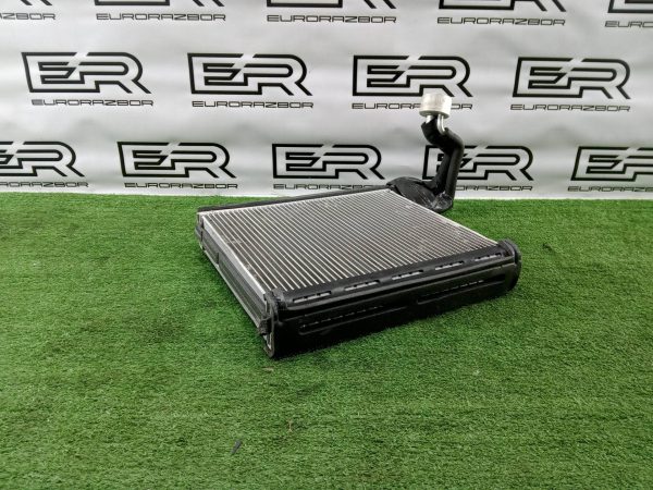 Испаритель кондиционера Range rover l405