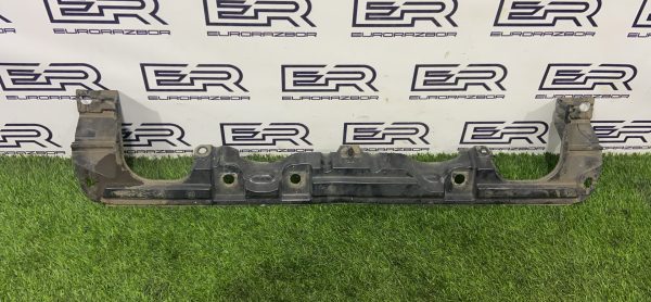 Пыльник переднего бампера Toyota Hilux 8 Рест