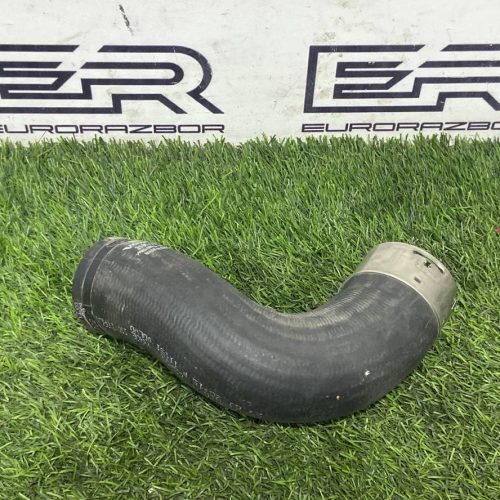 Патрубок интеркулера Volvo XC90