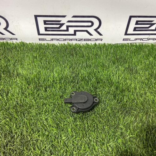 Датчик распредвала Mercedes W204 M271