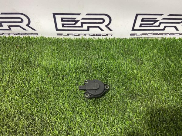 Датчик распредвала Mercedes W204 M271