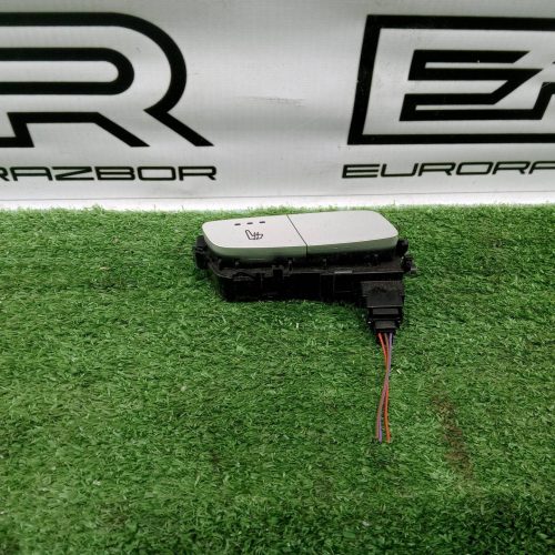 Кнопка обогрева сидений передняя левая Mercedes GL