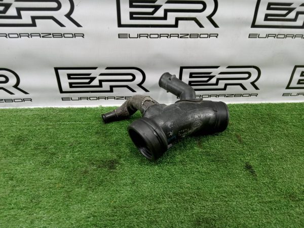 Патрубок воздушного фильтра Land Rover Range Rover