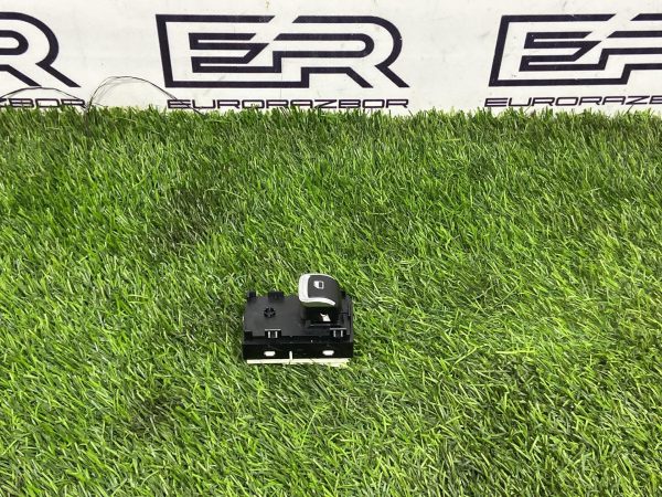 Кнопка стеклоподъёмника двери задней КIA К5