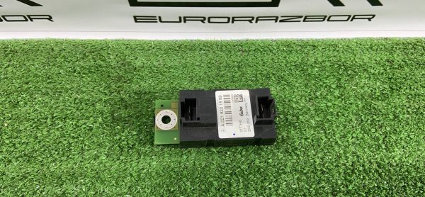 Усилитель антенны Mercedes Benz S class