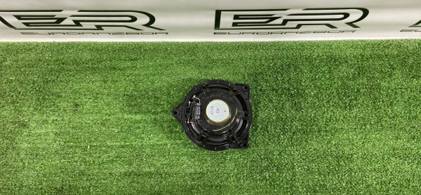 Динамик Mercedes Benz C class