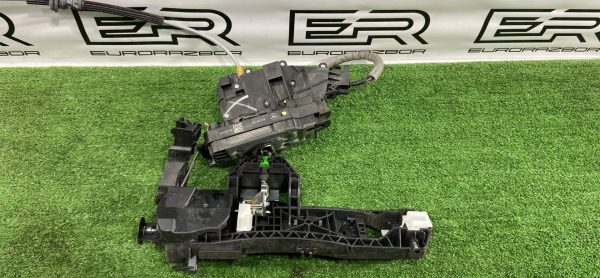 Замок двери передний правый Mercedes W166.