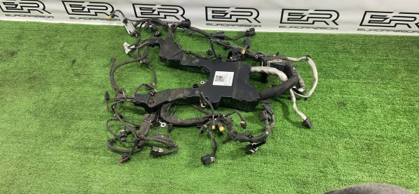 Проводка двигателя Mercedes W205