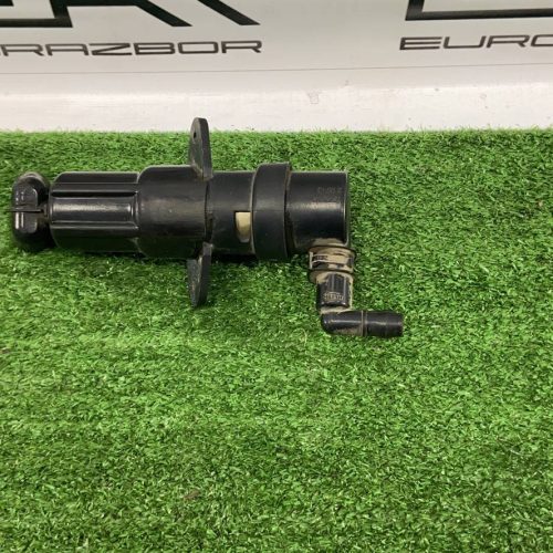 Форсунка стеклоомывателя BMW