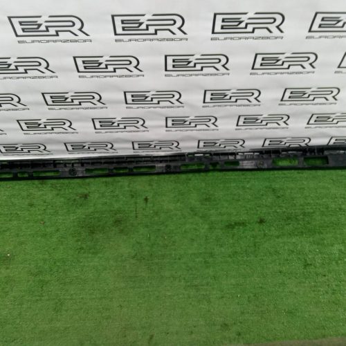 Кронштейн порога Mercedes GLC