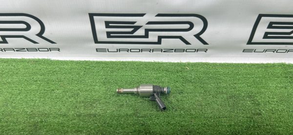 Форсунка топливная VAG 06H906036