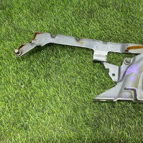 Петля капота левая Volvo XC90