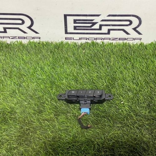 Кнопки регулировки сиденья переднего правого Volvo XC90