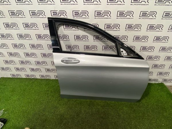 Дверь передняя правая Mercedes C Class W205