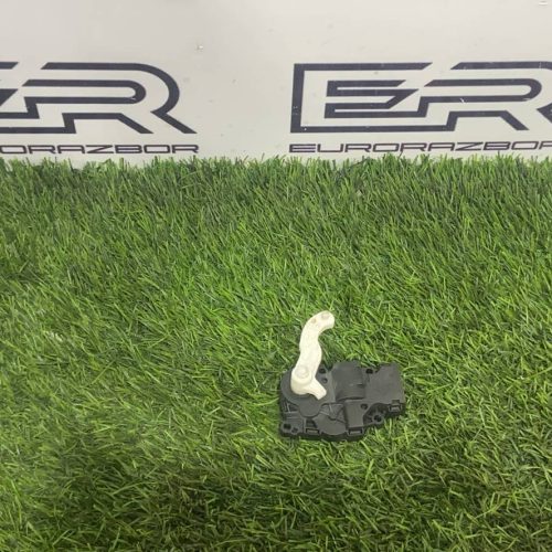 Моторчик заслонки печки Jaguar F Pace Velar