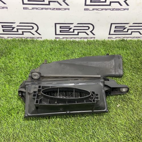 Корпус воздушного фильтра Mercedes X253