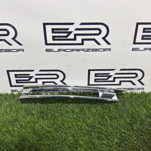 Накладка ПТФ правая Mercedes M Class W166