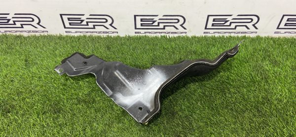 Пыльник двигателя Range Rover L405 рестайлинг