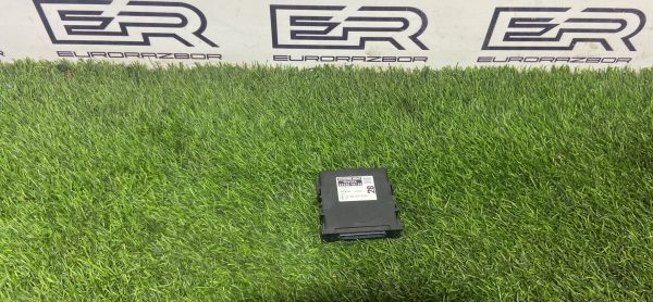 Блок управления парктрониками Toyota Fortuner