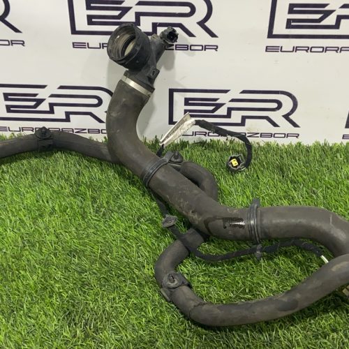 Патрубок интеркулера Jaguar F-Pace Х761 Патрубок интеркулера Jaguar F Pace Х761